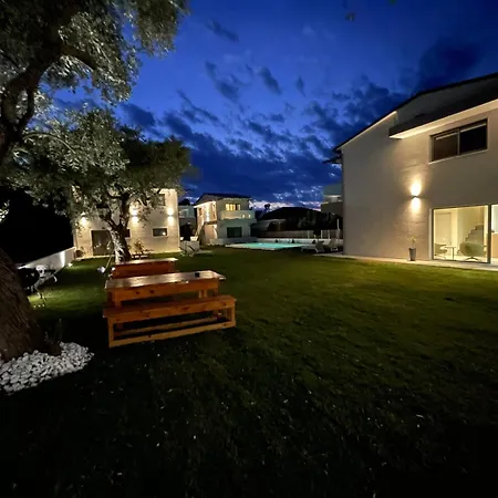 Emerald Project Hotel apartamentowy