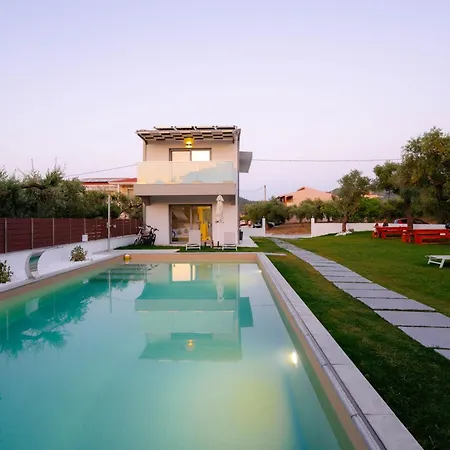 Aparthotel Emerald Project 3*