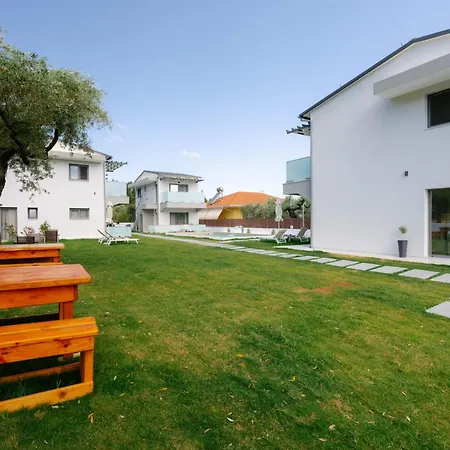 Aparthotel Emerald Project 3*